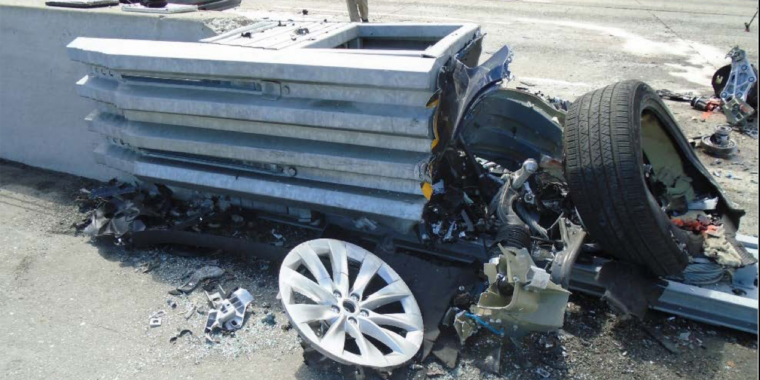 Tesla Settles Wrongful Death Lawsuit over Autopilot Crash